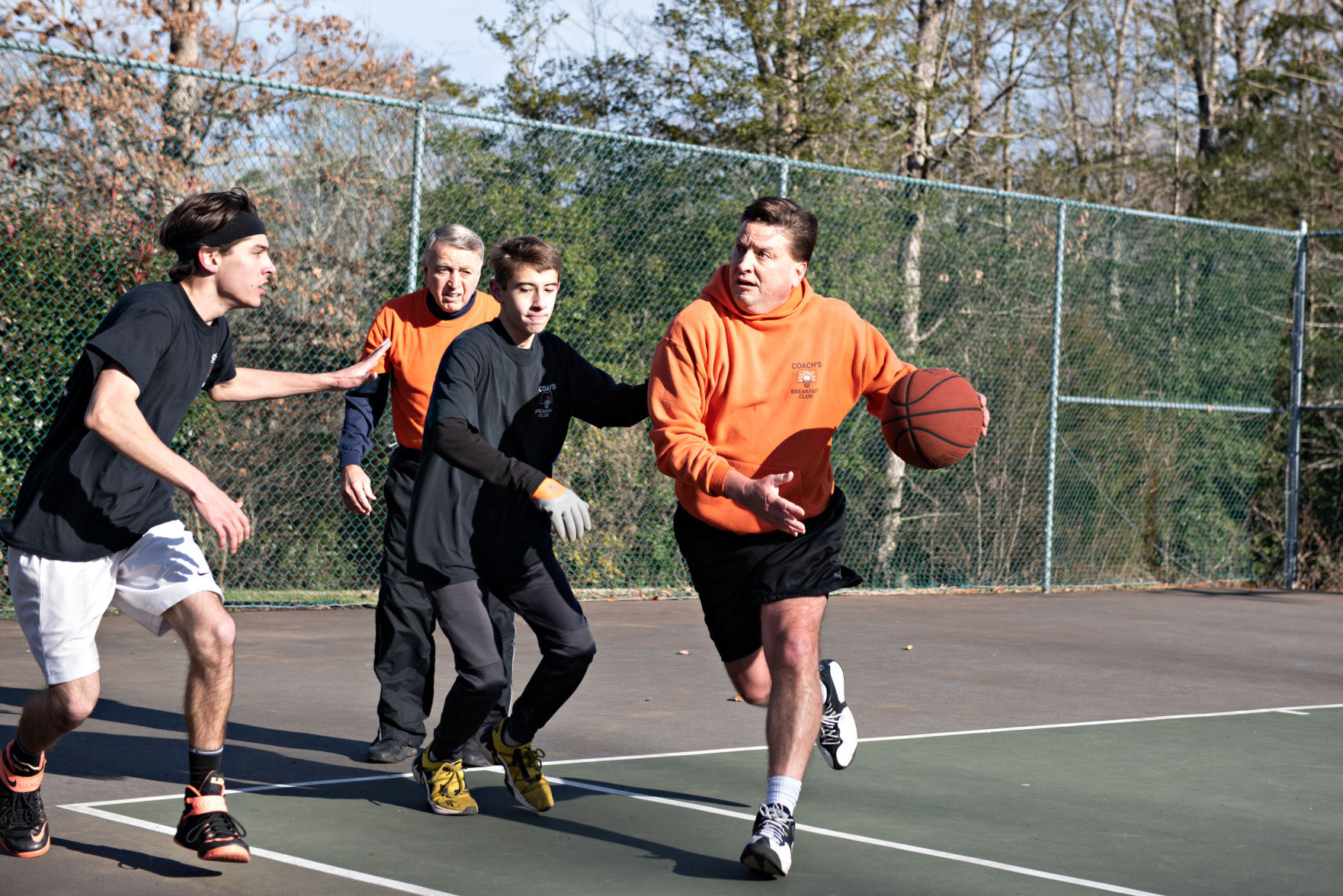 010321_nws_50hoopsclub
